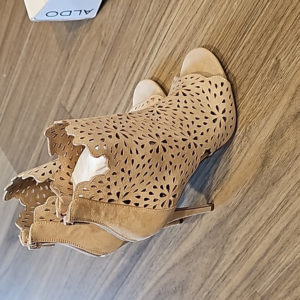 Aldo suede  peeptoe booties